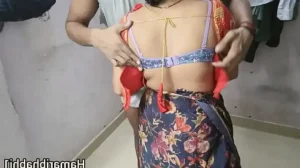 indian xxx desi hot wife getting fucked hardcore on floor 1733438690